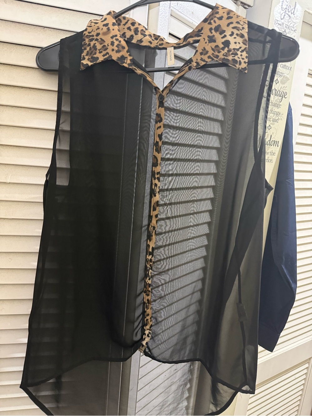 Sleeveless Black Sheer Blouse with Leopard-Trim Collar